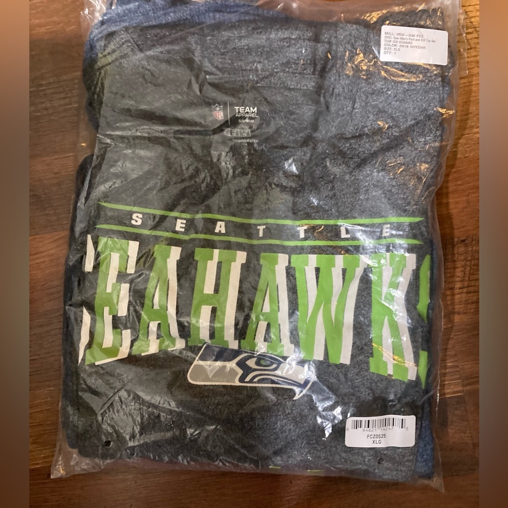 Seattle Seahawks Men’s Sleep Set